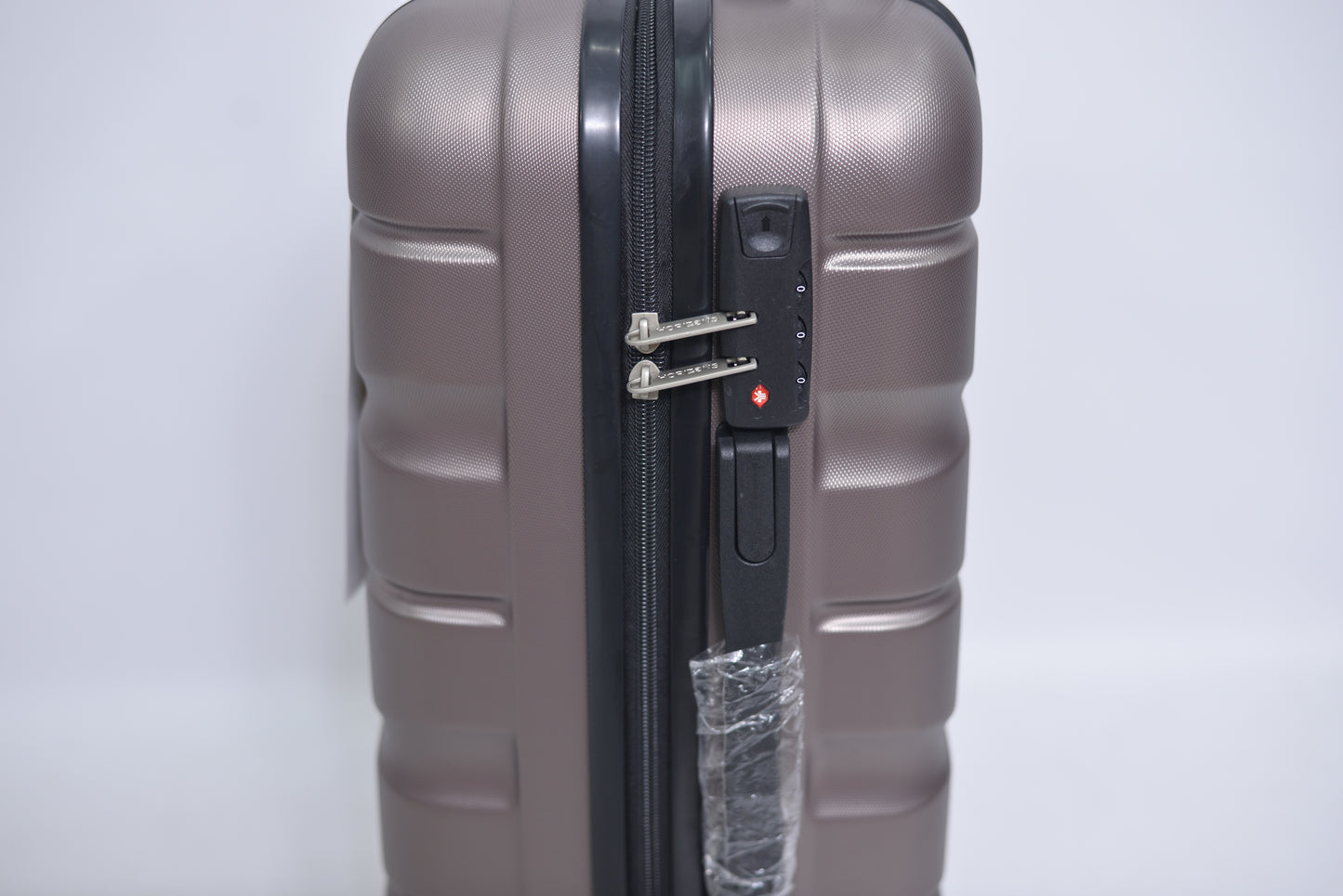 Set Of 4 Imported Luggage Unbreakable Fiber 360 Degree Moving