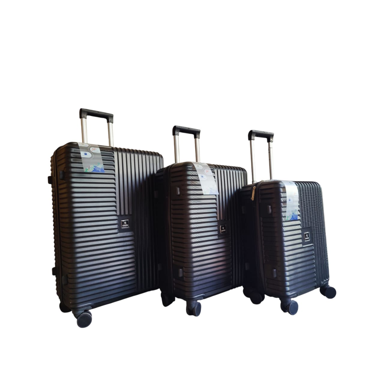 Crown Luggage: Sleek Black Hard-Shell Ribbed Spinner Suitcase