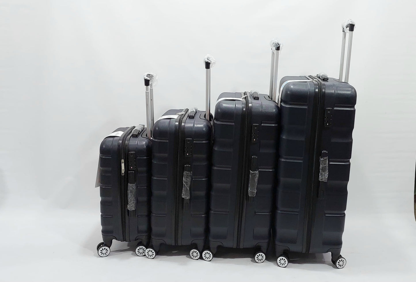 Set Of 4 Imported Luggage Unbreakable Fiber 360 Degree Moving