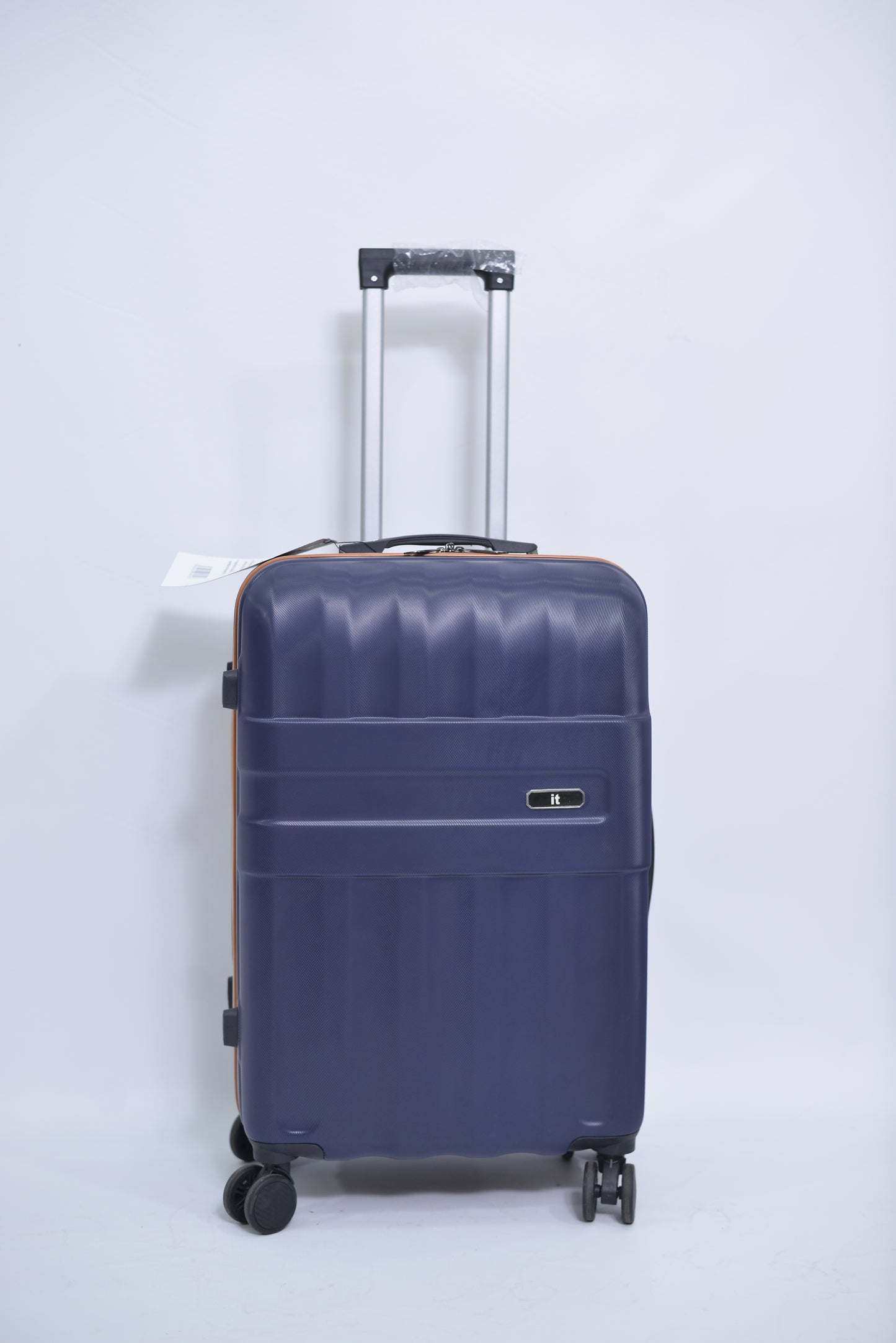 Set Of 3 Only Rs.16500 Imported Luggage Unbreakable 360 Degree Moving