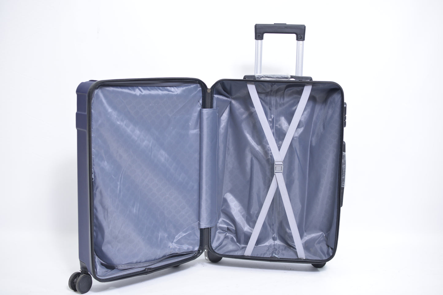 Set Of 3 Only Rs.16500 Imported Luggage Unbreakable 360 Degree Moving