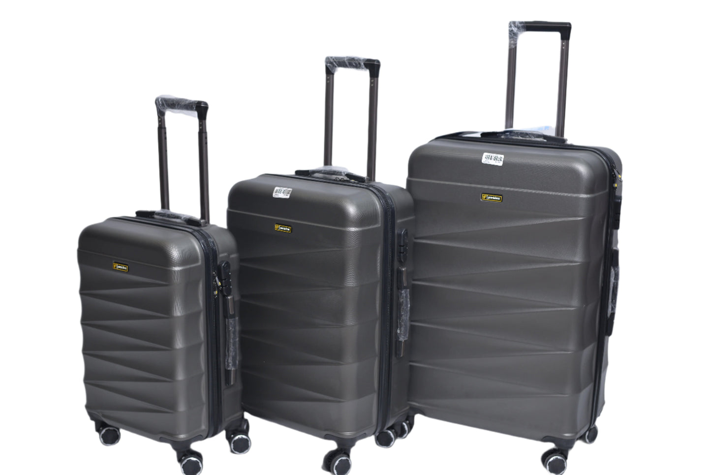 Set Of 3 Only Rs.16500 Imported Luggage Unbreakable 360 Degree Moving