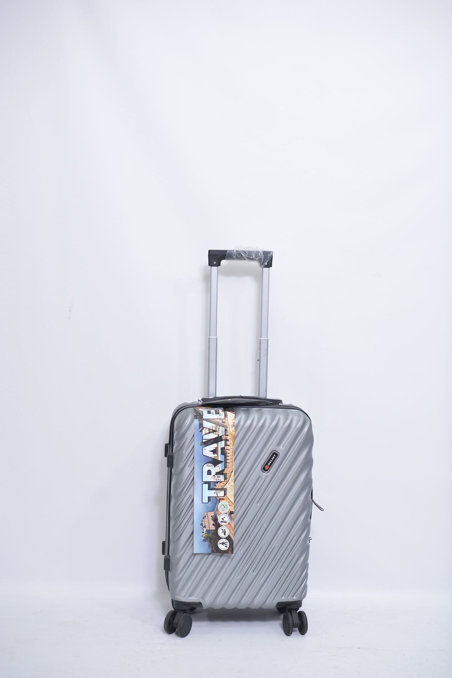 Set Of 3 Only Rs.16500 Imported Luggage Unbreakable 360 Degree Moving