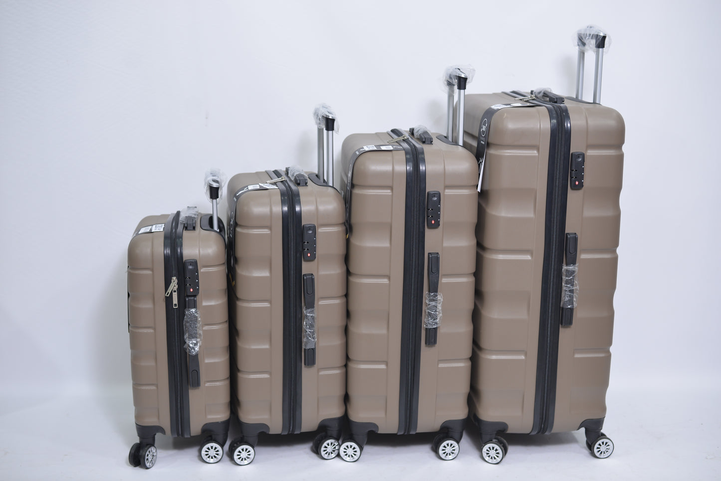 Set Of 4 25,000 Imported Luggage Unbreakable Fiber 360 Degree Moving