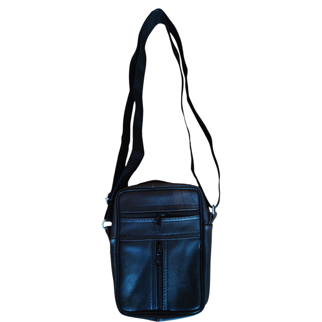 Leather Cross Bag Mini – Compact, Stylish & Everyday Essential