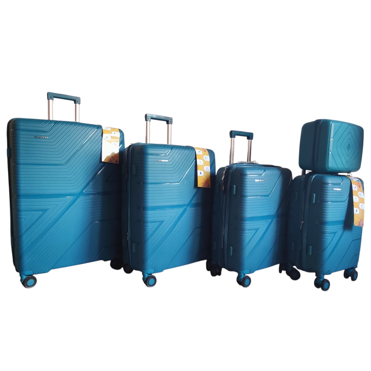 Samsonite PP Unbreakable Luggage – Lightweight, Durable & Travel-Ready