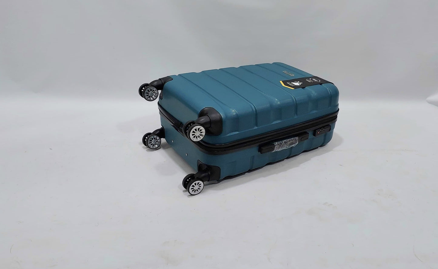 Set Of 4 Imported Luggage Unbreakable Fiber 360 Degree Moving